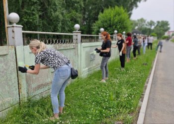 В парке "Восток" прошел очередной субботник 0