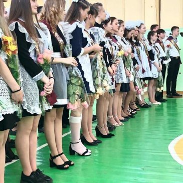 Последний школьный звонок прозвучал для выпускников города Арсеньев 1