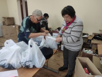 В Арсеньеве продолжает работу пункт по сбору гуманитарной помощи