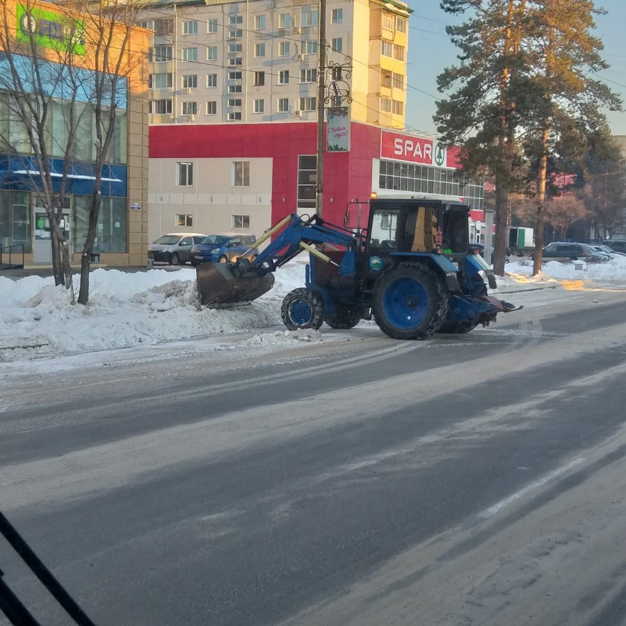 С территории города Арсеньев вывезено 500 кубометров снега | 08.12.2021 |  Арсеньев - БезФормата