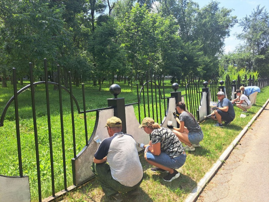 Навести порядок в парке "Восток"... Навести порядок в парке "Восток"...