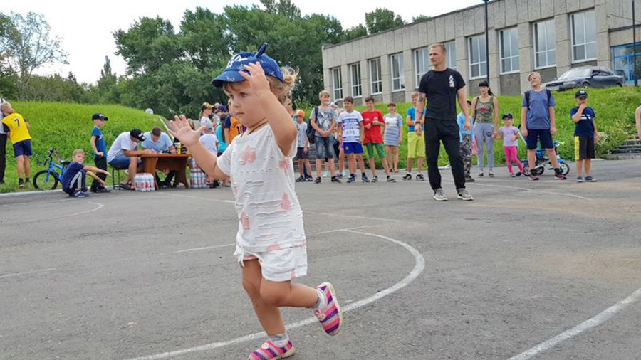 В Арсеньеве прошел спортивный праздник для детей и подростков «Физкульт-привет!»