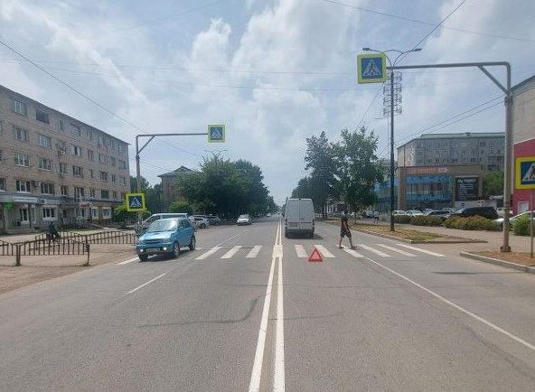 Внимание: велосипедист на дороге! Внимание: велосипедист на дороге!