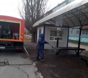 В Арсеньеве идет обработка автобусных остановок 2