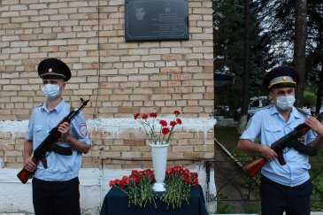 В Арсеньеве прошла церемония открытия мемориальной доски ветерану МВД 5