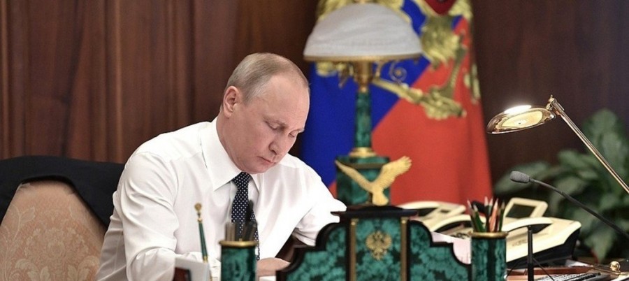 Путин подписал закон о переносе Дня окончания Второй мировой войны