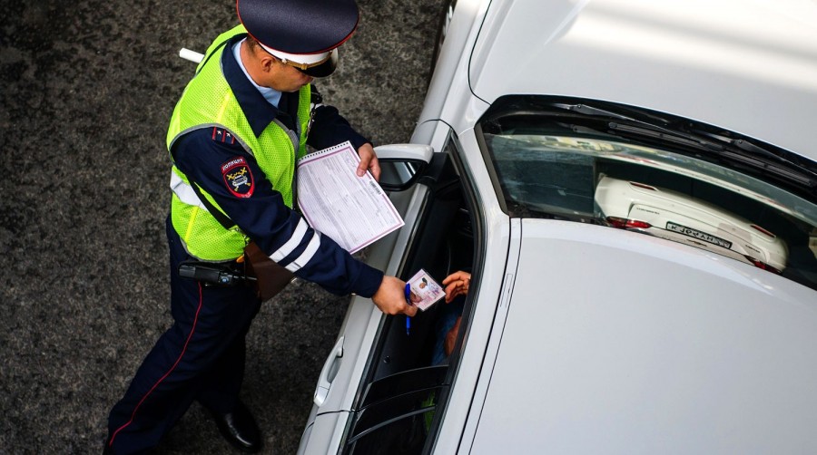 У водителей появилась возможность восстановить срок скидки по штрафам за ПДД
