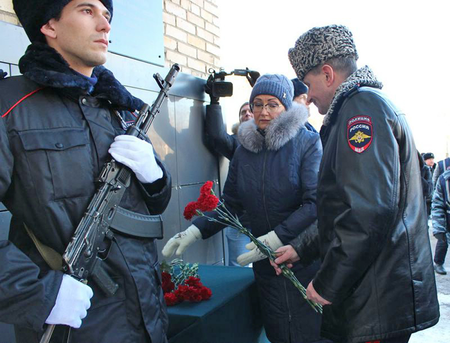 В Арсеньеве открылась памятная доска полковнику полиции в отставке А.С. Мамраку