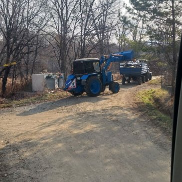 ​В Арсеньеве жители активно приступили к наведению порядка на захоронениях 1