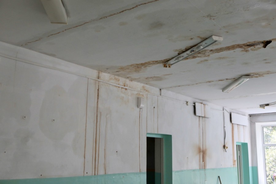 Многомиллионный штраф заплатит подрядчик за неотремонтированную крышу в Арсеньеве