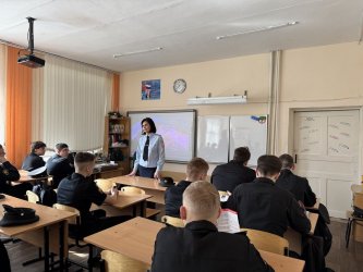 В Арсеньеве сотрудники полиции проводят акцию «Чистое поколение»