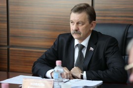 ​Глава Арсеньевского городского округа представил депутатам отчет о деятельности администрации
