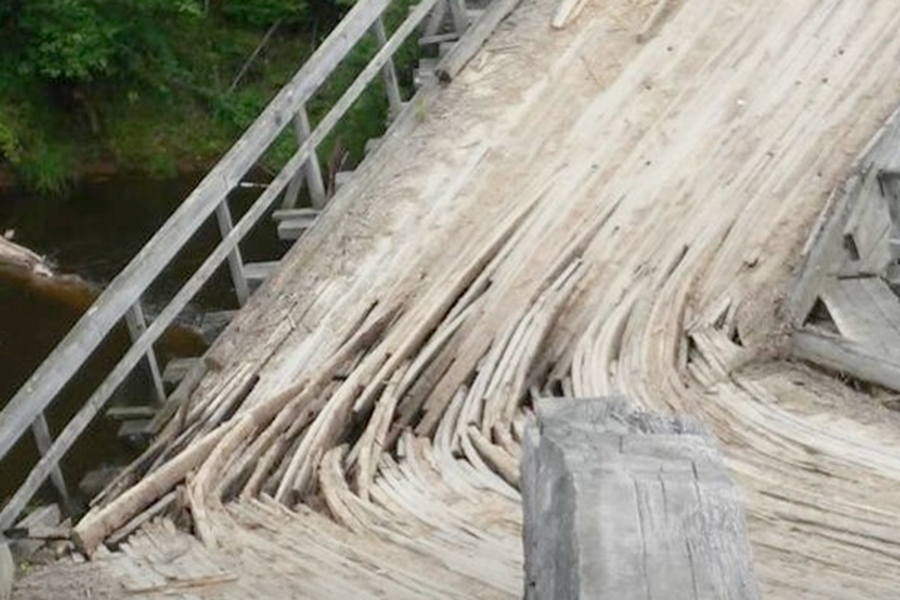 В Приморье рухнул 60-метровый мост