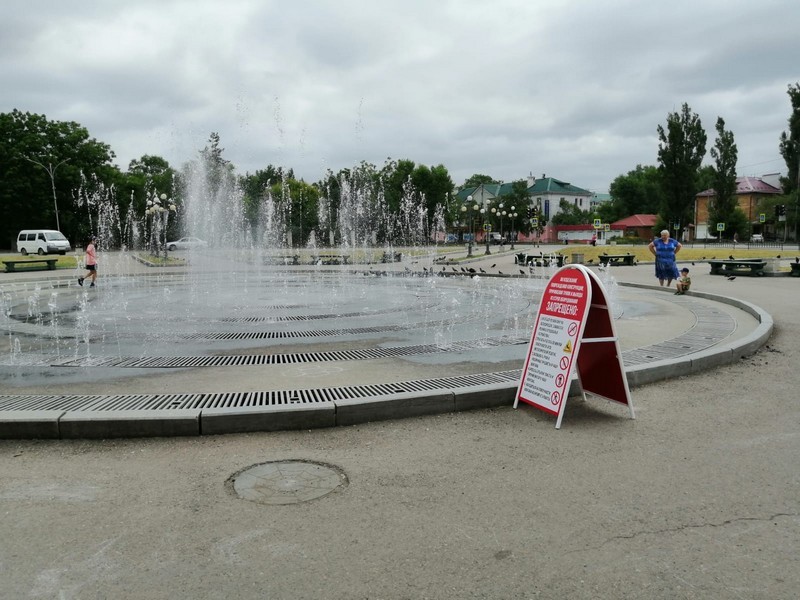 В Арсеньеве возобновлена работа фонтана после очистки