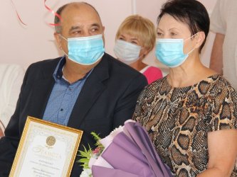 Арсеньевские пары награждены медалями «За любовь и верность» 1