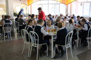 В Арсеньеве проходят проверки качества питания школьников