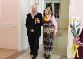 В ЗАГСе города Арсеньев состоялась торжественная церемония чествования золотых юбиляров