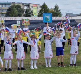 Почти 160 малышей участвовали в эстафетах