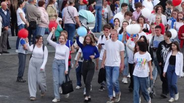 Молодежное шествие, дискотека и фейерверк – в завершении праздника в честь 150-летия В.К. Арсеньева 3