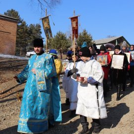 Крестный ход в честь Дня православной молодежи прошёл в Арсеньеве по инициативе Арсеньевской епархии 2