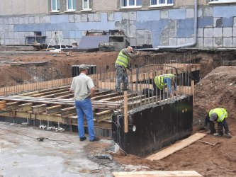 В Арсеньеве продолжается реконструкция площади ДК «Прогресс» 1
