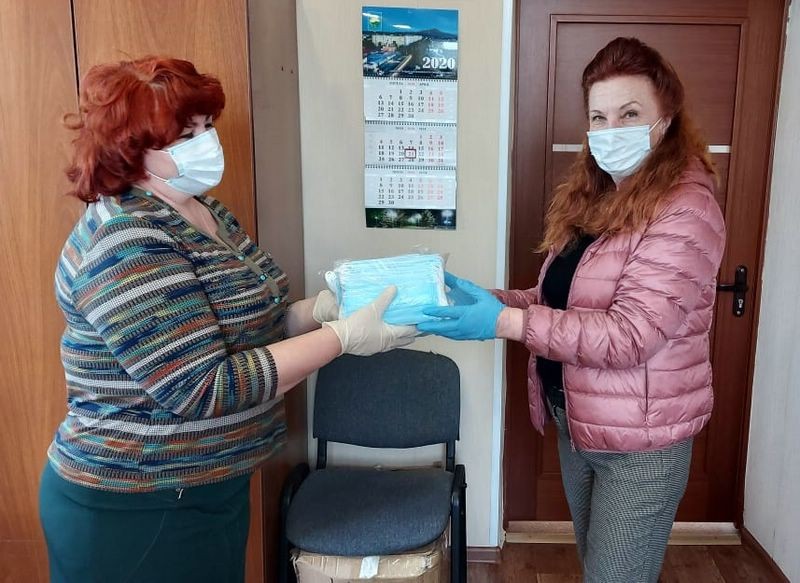 Защитные маски переданы в общественные организации