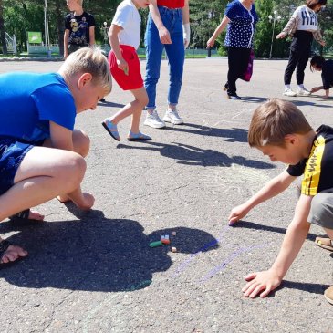 В Арсеньеве прошла Всероссийская акция «Пусть всегда будет солнце!» 0