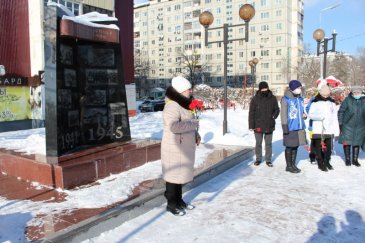 Арсеньевцы приняли участие в мероприятиях, посвященных Дню снятия блокады Ленинграда 0