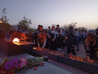 В Арсеньеве состоялось шествие «Свеча памяти», посвященное Дню Победы (Видео) 3