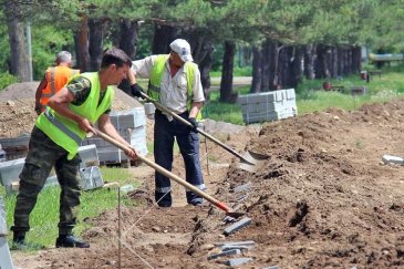 В Арсеньеве состоялась общественная приемка очередного этапа реконструкции парка "Восток"