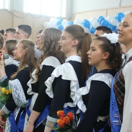 Последний школьный звонок прозвучал для 249-ти одиннадцатиклассников города Арсеньева 8