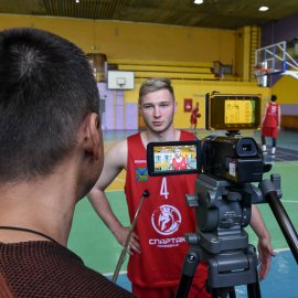 Начали турне с востока Баскетбольный клуб «Спартак-Приморье» провел три мастер-класса за один день. 0