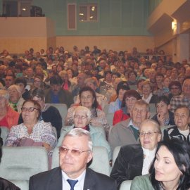 ​Во Дворце культуры «Прогресс» состоялся праздничный концерт, посвященный Дню пожилых людей. 1