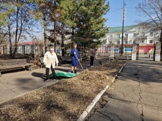 Арсеньевцы присоединились к общекраевому субботнику 3