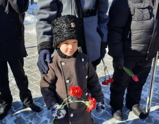 Арсеньевцы, военнослужащие почтили память россиян, исполнявших служебный долг за пределами Отечества 3