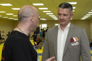 Знакомый (НЕ) знакомец на праймериз "Единой России": Игорь Гончаров