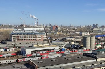 На месте промзоны в Екатеринбурге &mdash; новый ЖК: стройка на Фронтовых бригад у Шефской