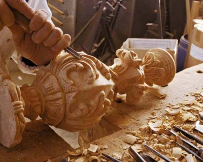 Объявлен конкурс деревянных скульптур для резиденции Деда Мороза