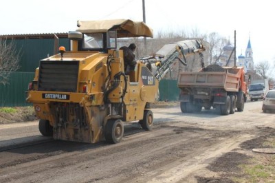 В Арсеньеве начался ямочный ремонт дорог