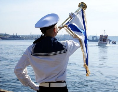Грамоты и благодарности - в честь Дня Военно-морского флота России